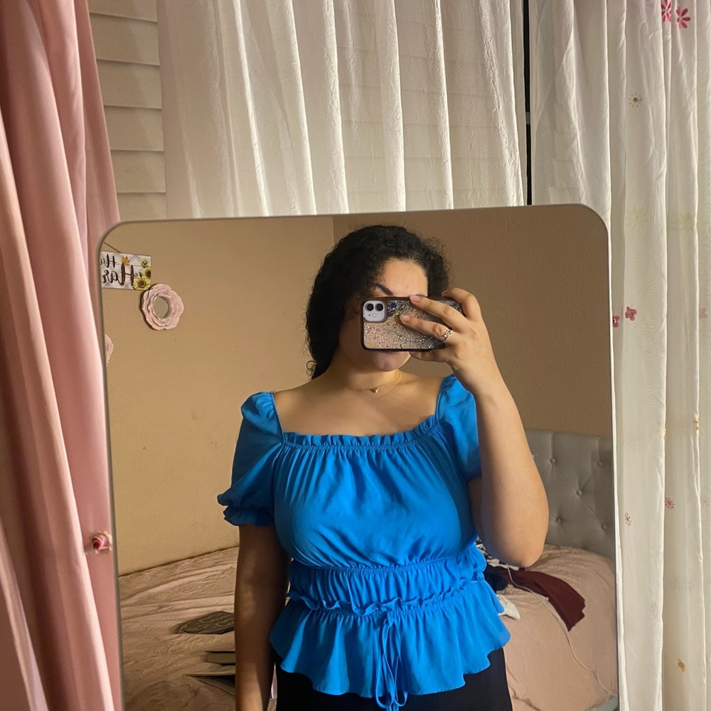 Woman’s blouse